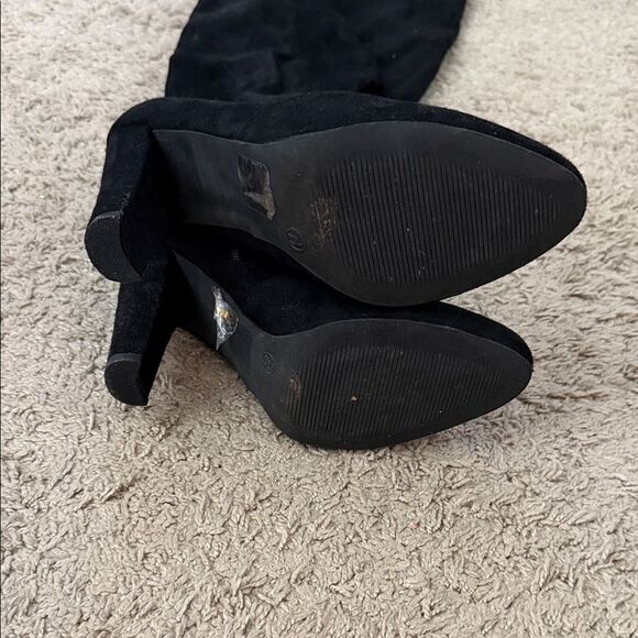 Elegant Black Knee-High Women's Boots - Picture 2 of 2